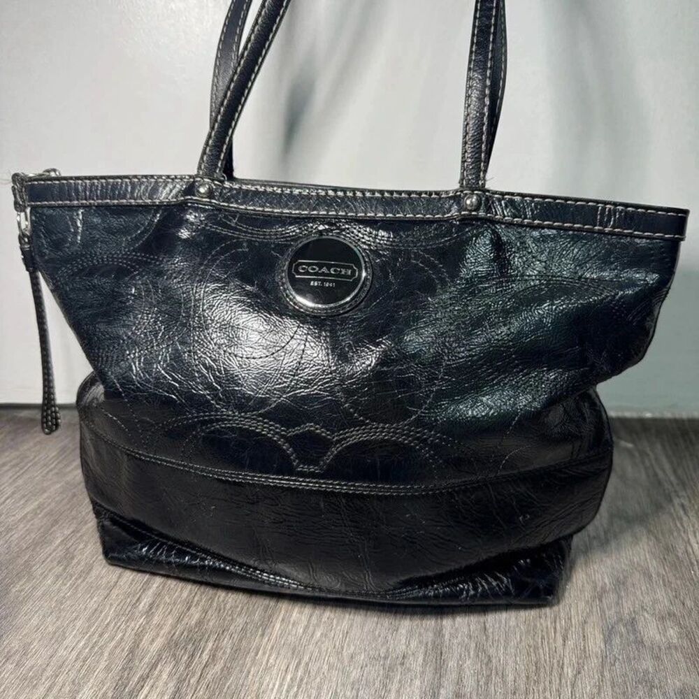 Coach F15142 Black Patent Leather Signature Stitched C Tote Bag